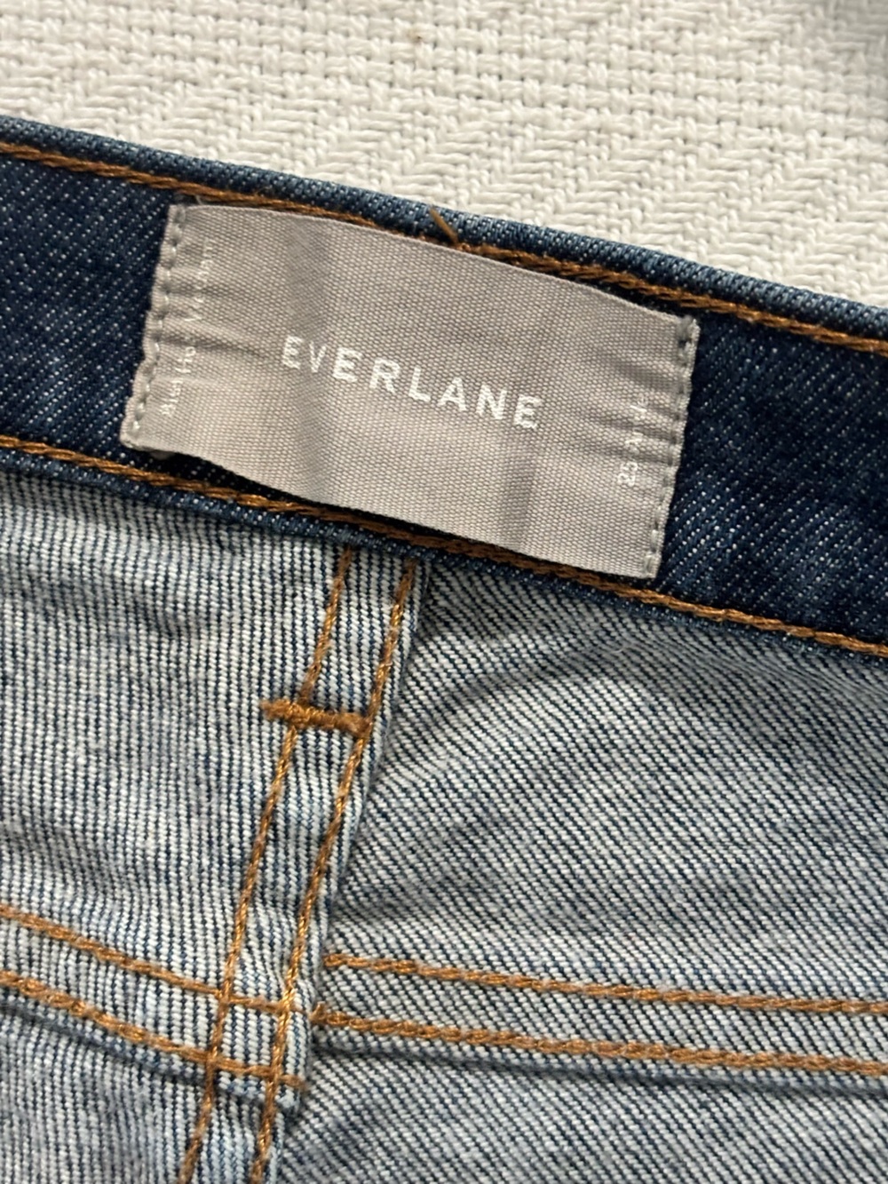 Everlane High-Rise Slim Straight Jeans in Blue Denim - Picture 6 of 11